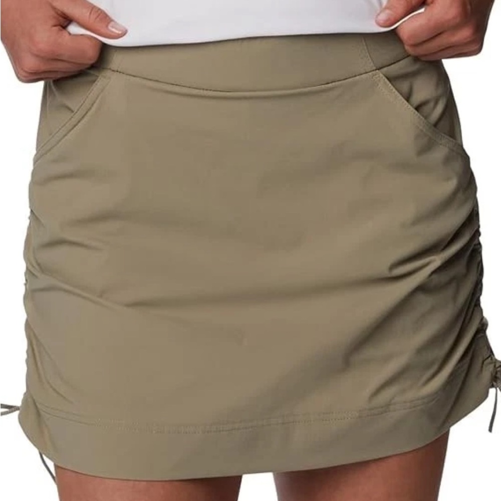 Columbia Women's Khaki Pencil Skort